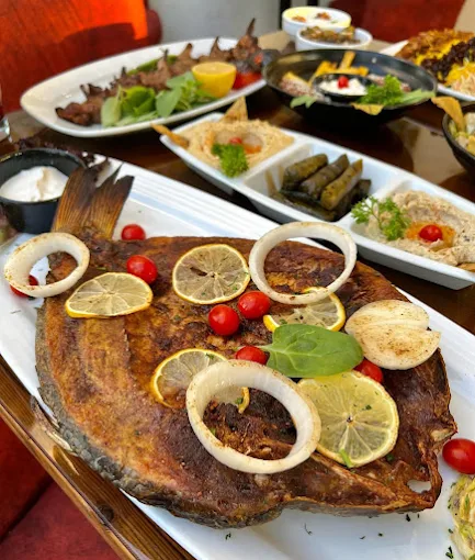 ماهی کامل کبابی با لیمو